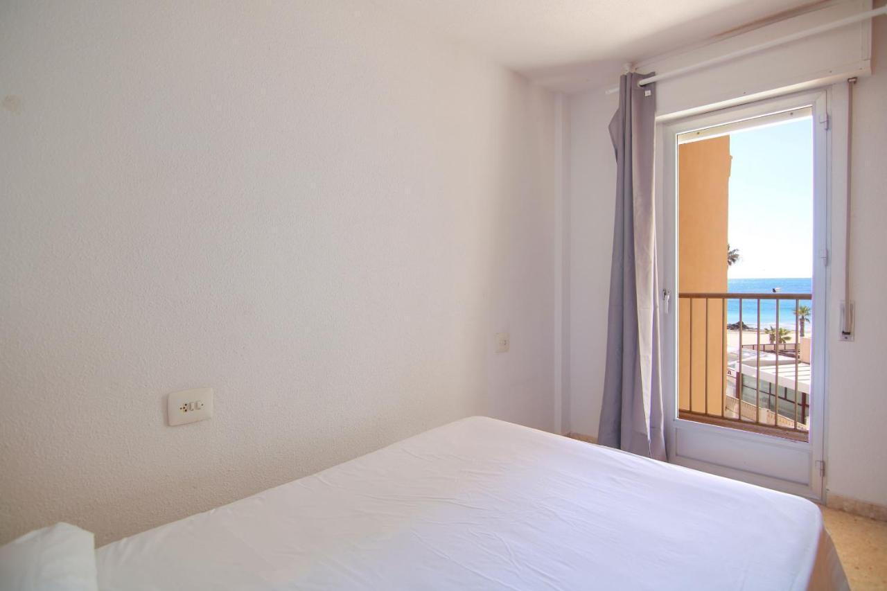 Apartamento En Primera Linea De Playa - Gran Sol 칼페 외부 사진